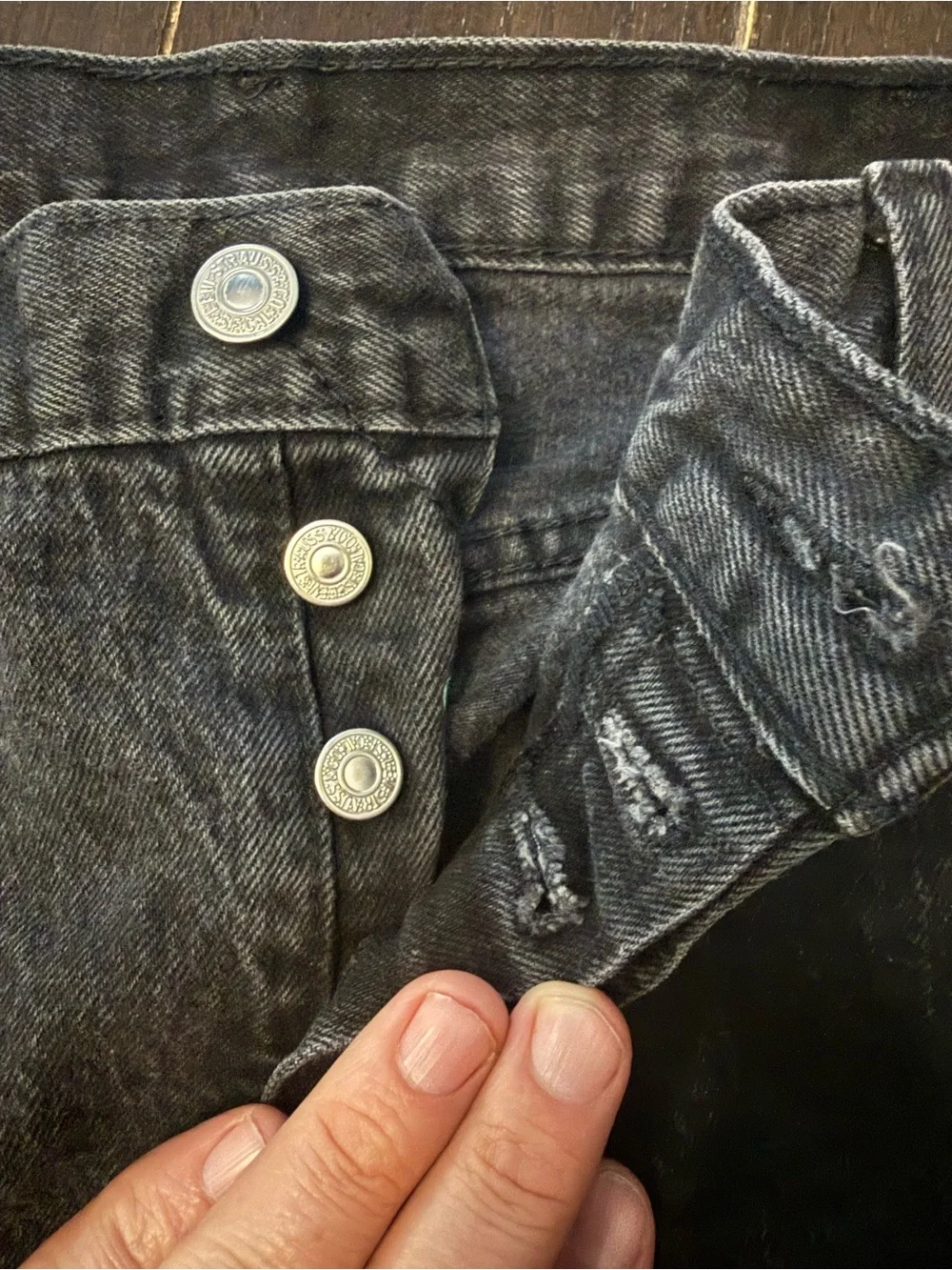 Levi's Men's Premium Straight Leg Button Fly Black Denim Jeans 40x32